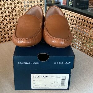 Cole Haan Driving Shoes NWT/Box Size 7.5